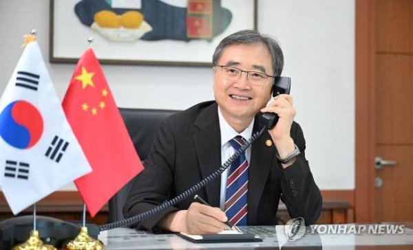 华丰金服 韩国外长赵显17日开启首次中国行 双边关系新篇章